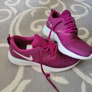 2FOR35 Nike Odyssey React